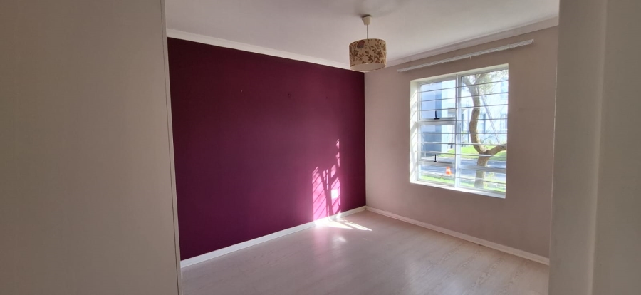 To Let 2 Bedroom Property for Rent in Pinelands Western Cape